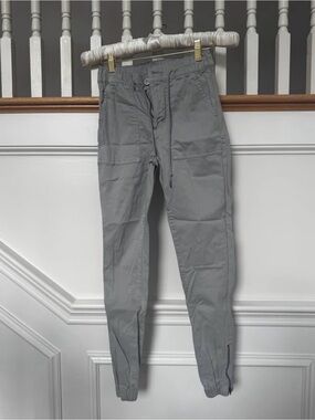 American Eagle Outfitters Gray Cargo Jogger Pants